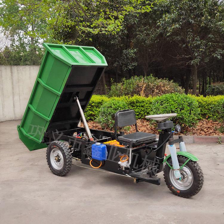 電動翻斗車施工運(yùn)輸特點